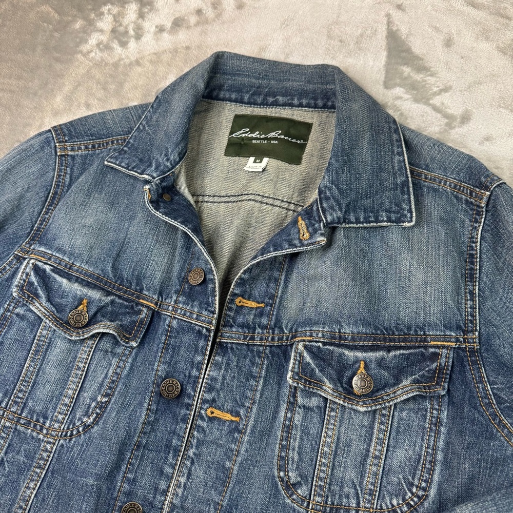 Eddie Bauer Denim Trucker Jacket Men’s Medium